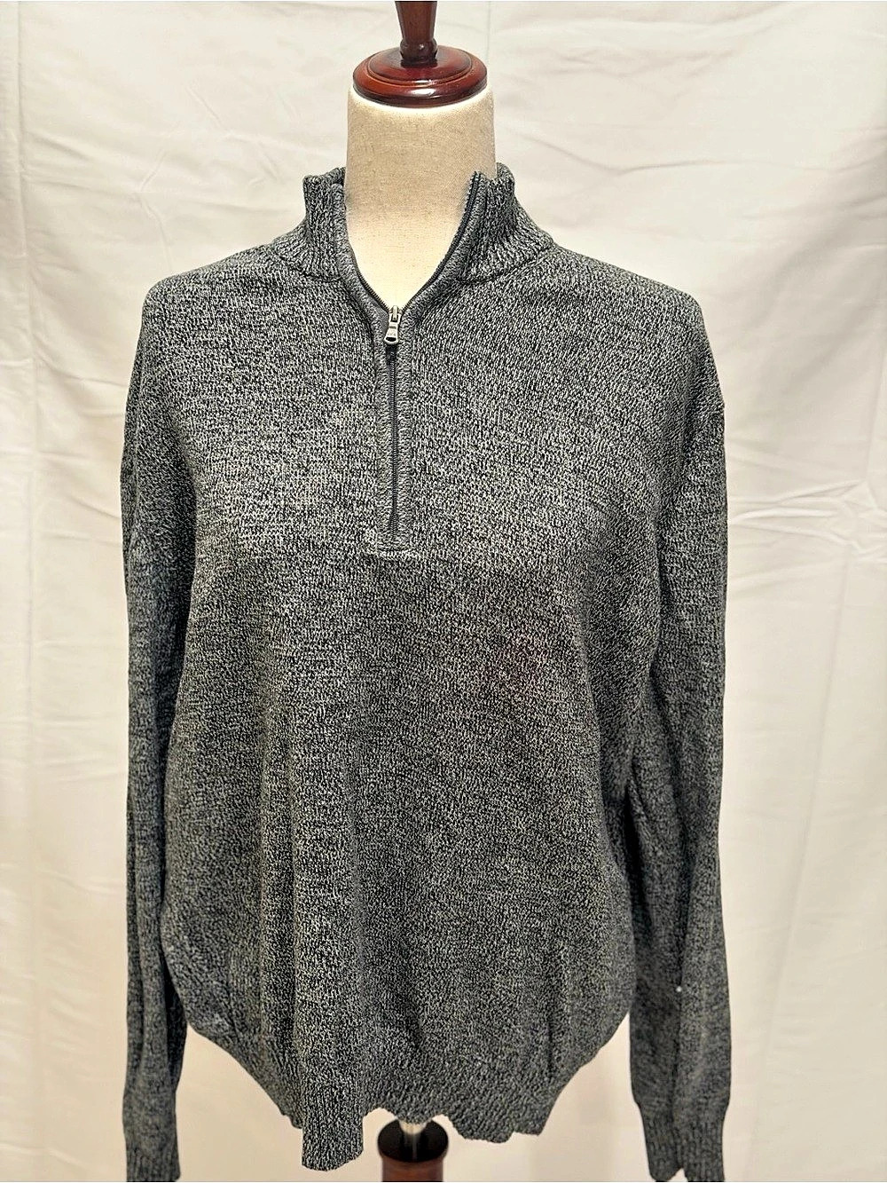 IZOD Fine Gauge Quarter Zip Sweater Gray